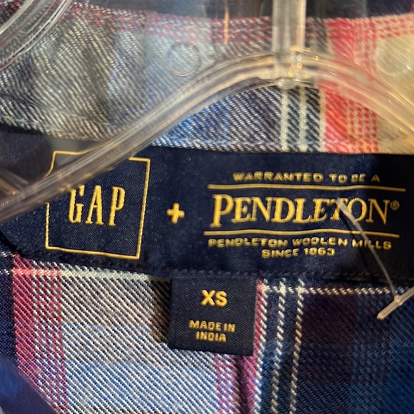 Gap + Pendleton button down shirt size XS - Picture 4 of 9